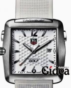 豪雅表：运动的DNA贯穿始终